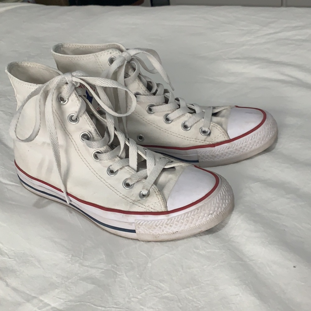 converse - Picture 2 of 4